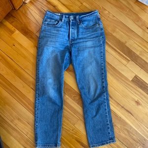 Levi’s 501 ankle-length jeans sz 26